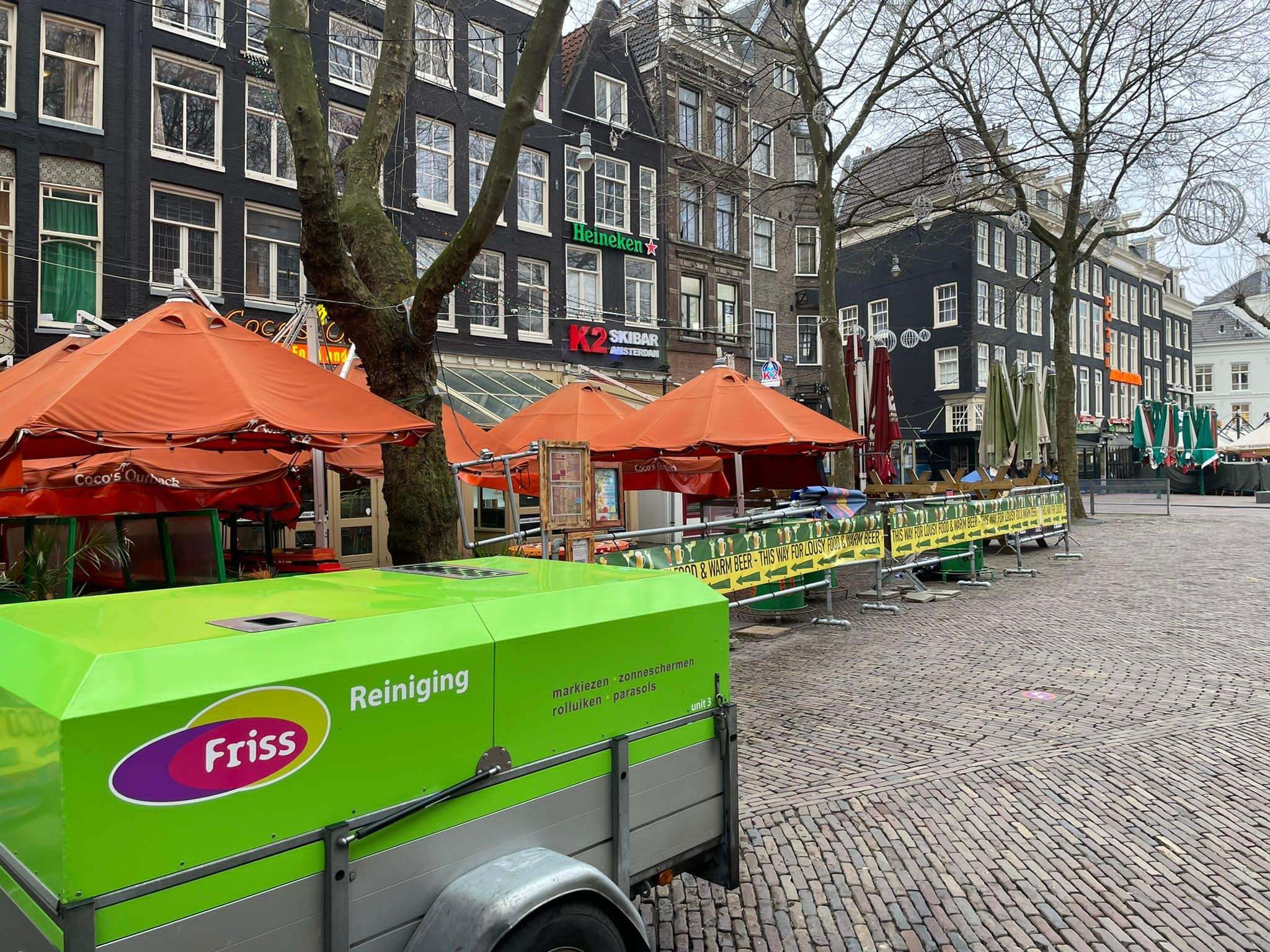 Reinigen parasol terras zakelijk schoon horeca Amsterdam - Friss voor Horeca