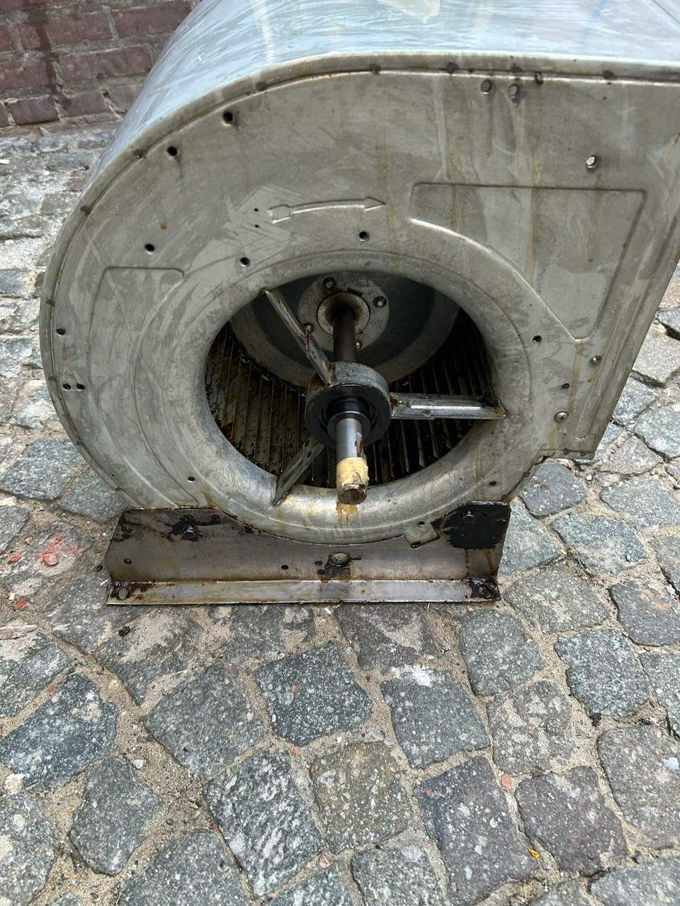 Afzuigventilatiemotor 1 gereinigd