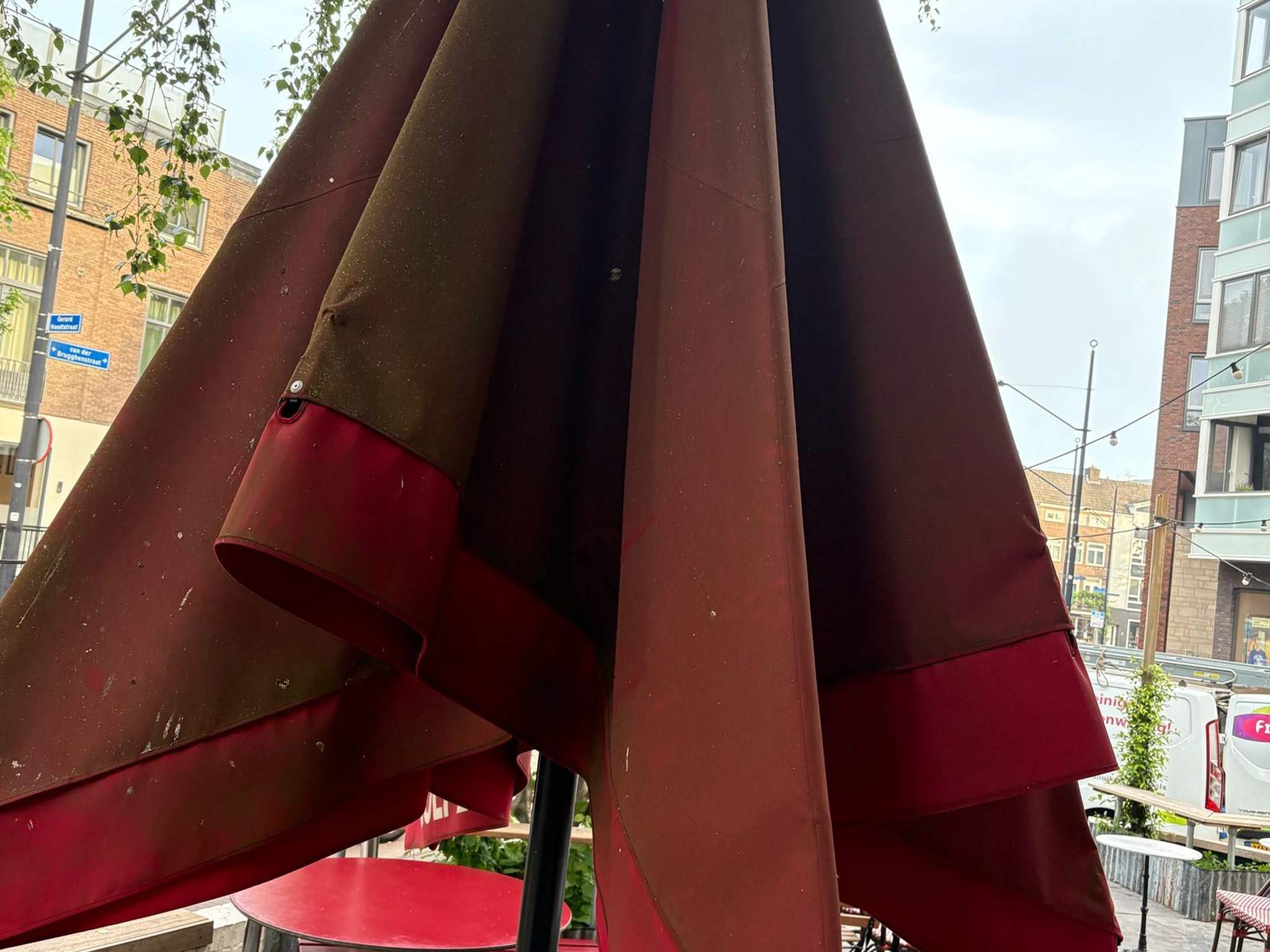 parasol 1 vervuild